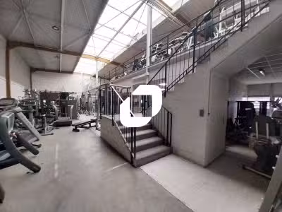 A louer Bureaux 2003m² Plaisir