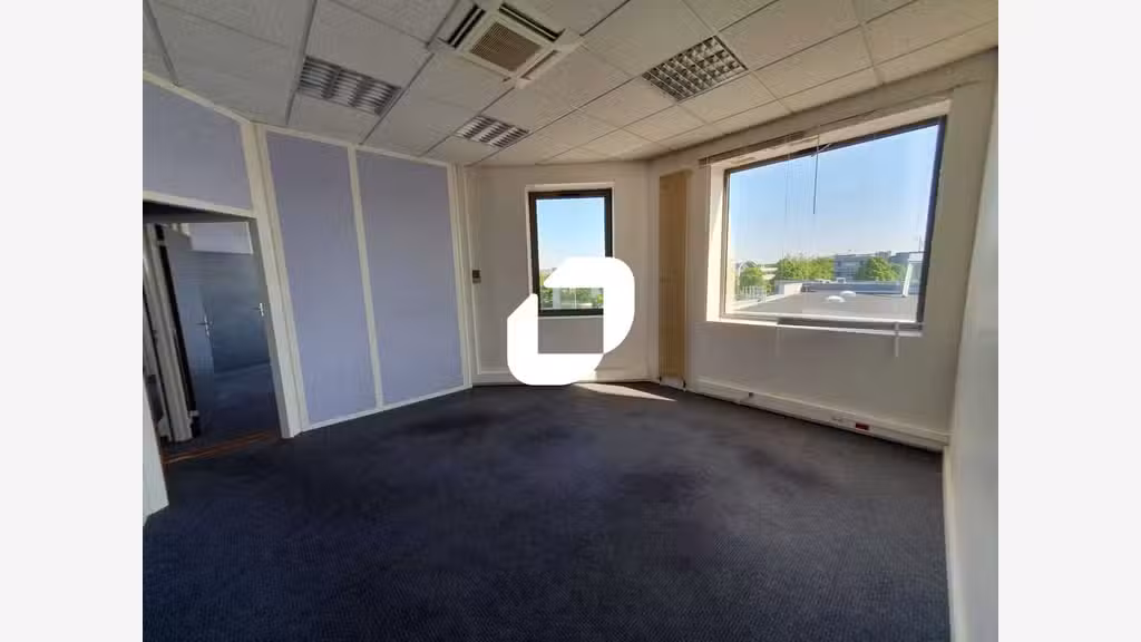 A louer Bureaux 400m² Poissy