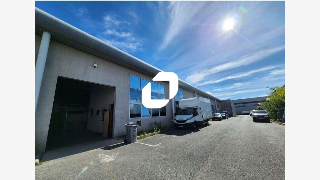 A louer Bureaux 743m² Poissy