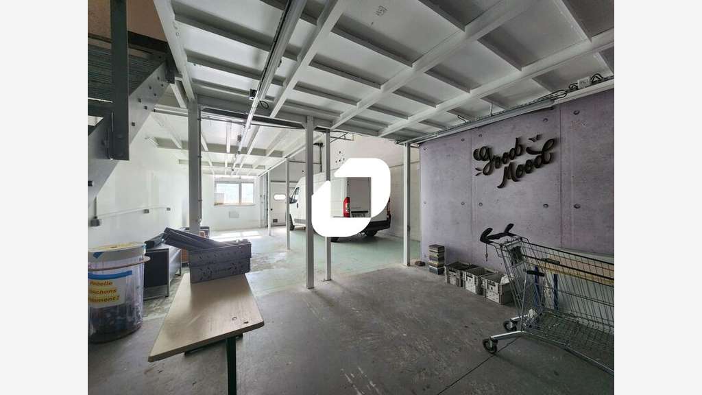 A louer Bureaux 743m² Poissy