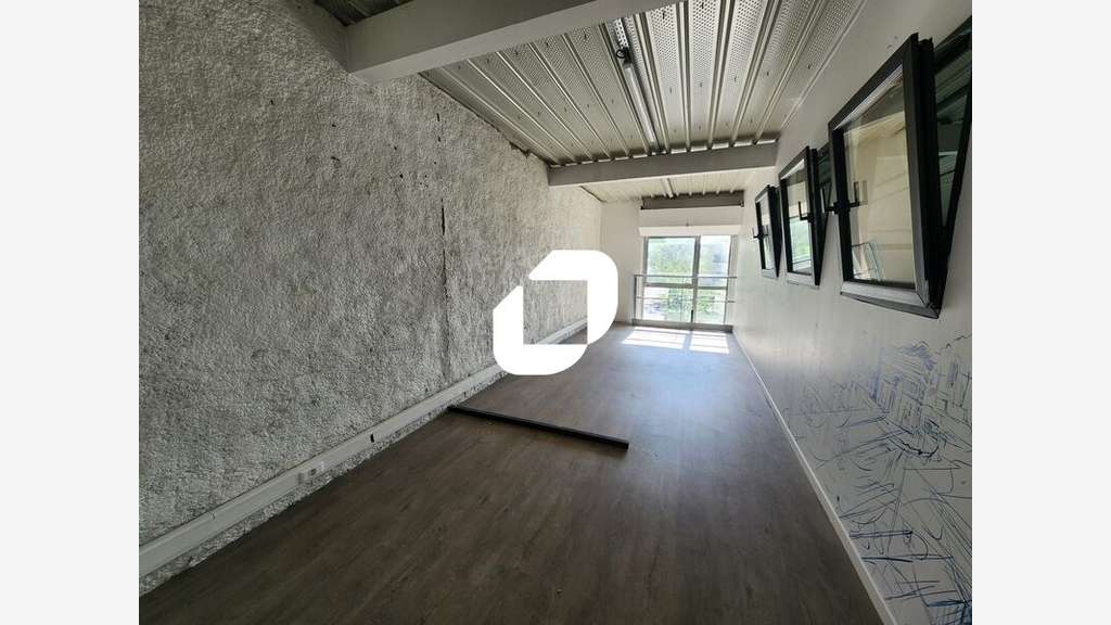 A louer Bureaux 743m² Poissy