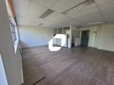 A louer Bureaux 535m² Poissy