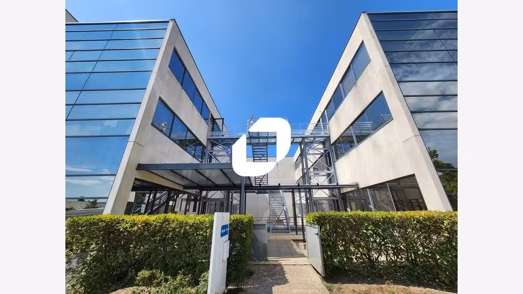 A louer Bureaux 1402m² Poissy