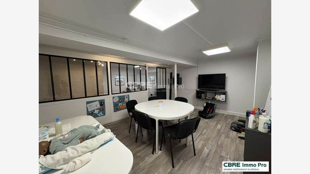 A louer bureaux 100m² empl stratégique Poitiers