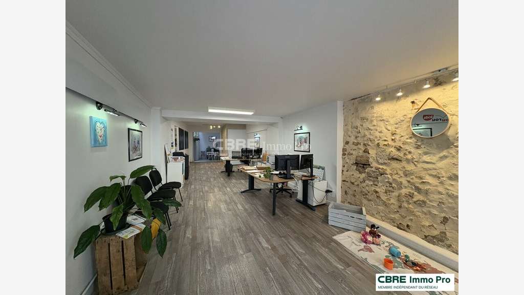 A louer bureaux 100m² empl stratégique Poitiers