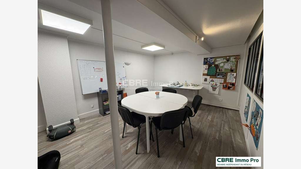 A louer bureaux 100m² empl stratégique Poitiers