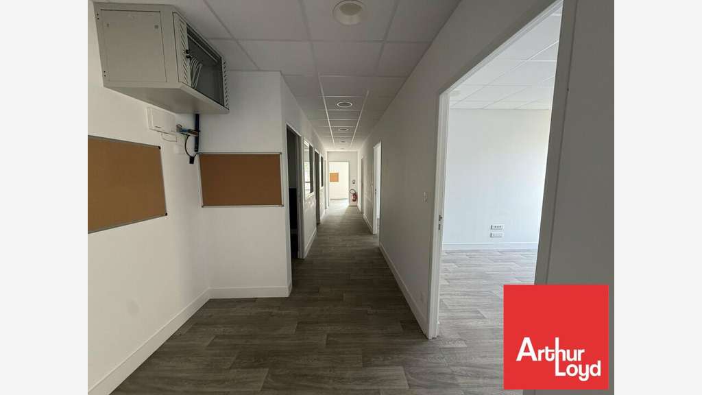 POITIERS - BUREAUX à louer