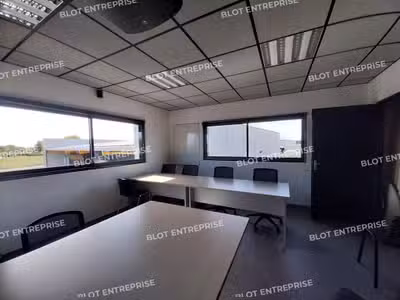 À LOUER - BUREAUX - 223 M² - PONTCHATEAU