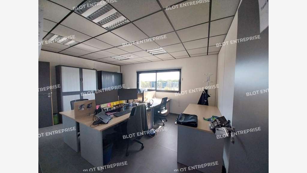 À LOUER - BUREAUX - 223 M² - PONTCHATEAU