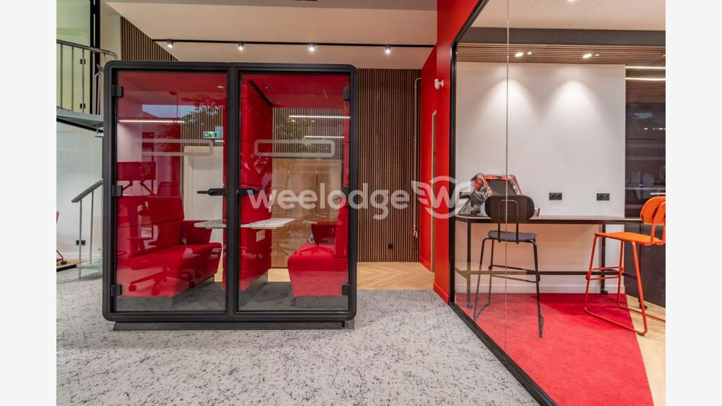A louer magnifiques bureaux 430m² proche Pontoise