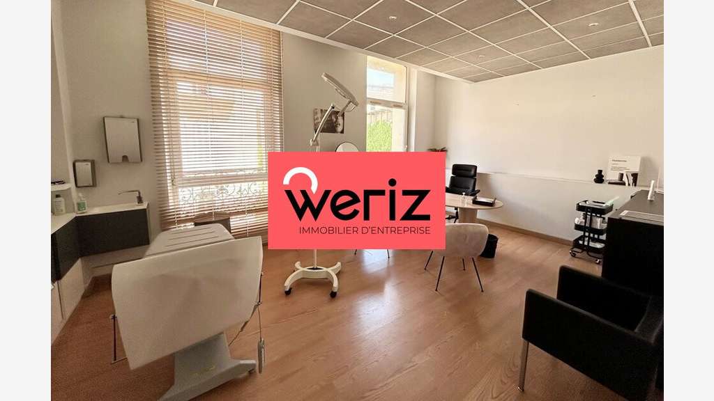 Bureaux 311m² R+2 à louer à Marseille 6e