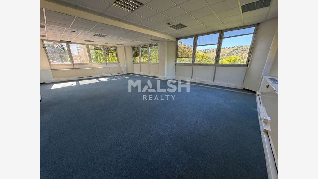 Bureaux à louer 220m² à Vienne