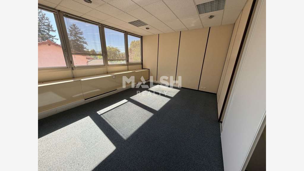 Bureaux à louer 220m² à Vienne