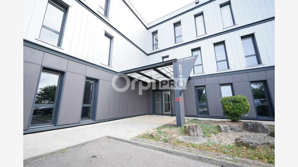 BUREAUX A LOUER - 204 m² - PUSIGNAN