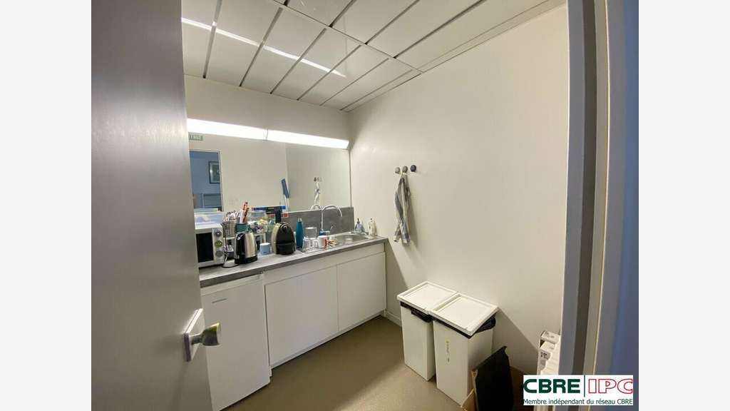 Location bureaux R+3 à Bayonne quartier Arènes