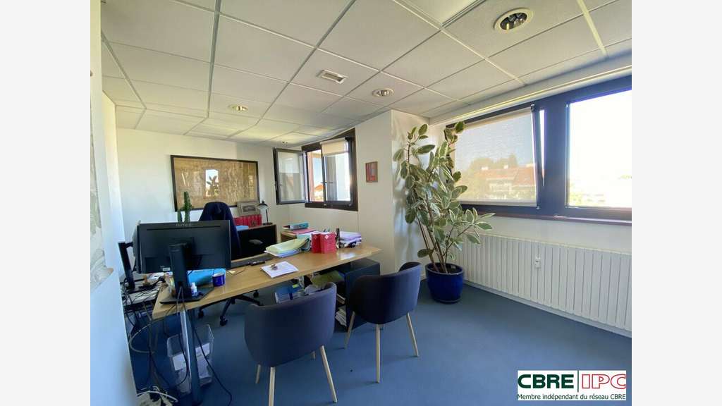 Location bureaux R+3 à Bayonne quartier Arènes