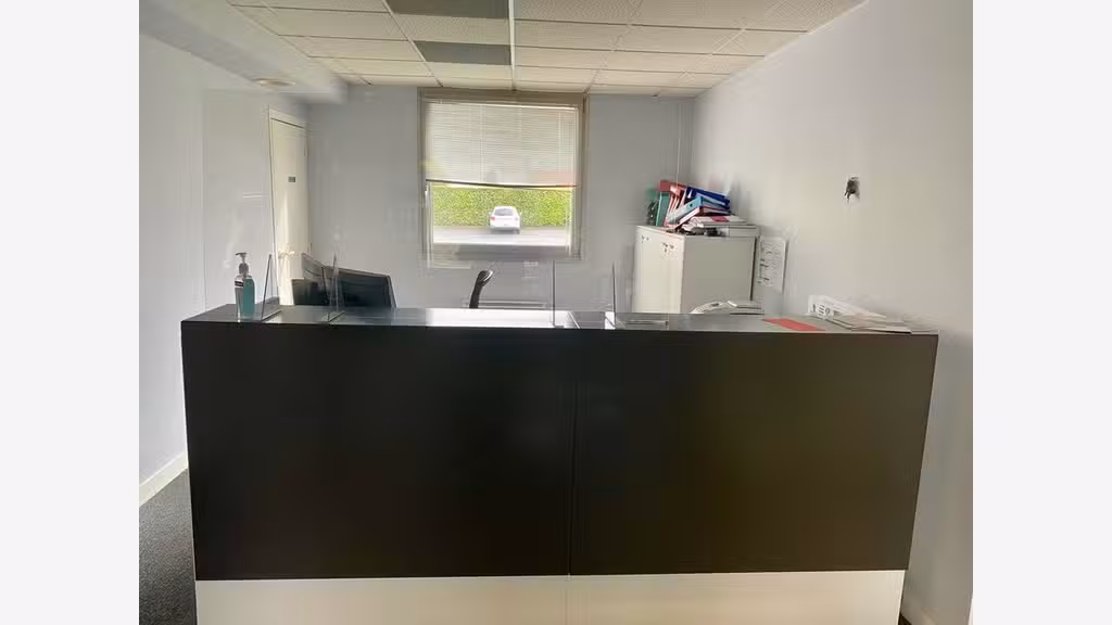 Bureaux de 150m² à louer au 1er étage sud Quimper 