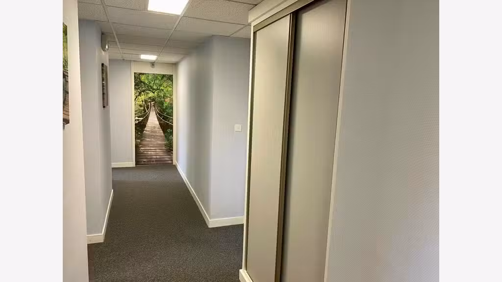 Bureaux de 150m² à louer au 1er étage sud Quimper 