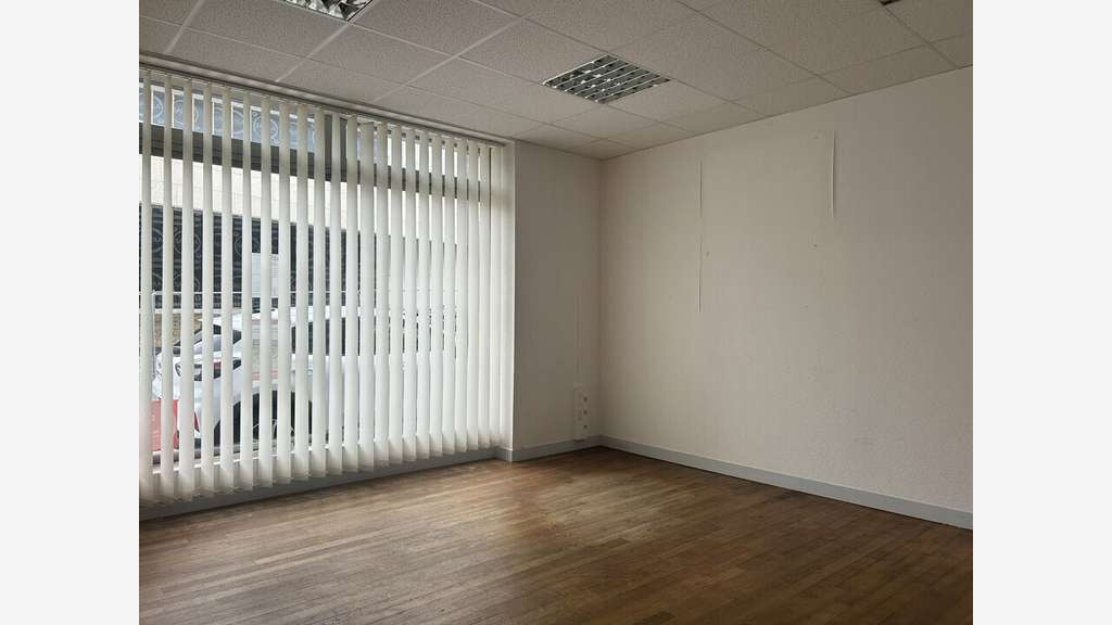Bureau local commercial à louer Quimperlé Guéhenno