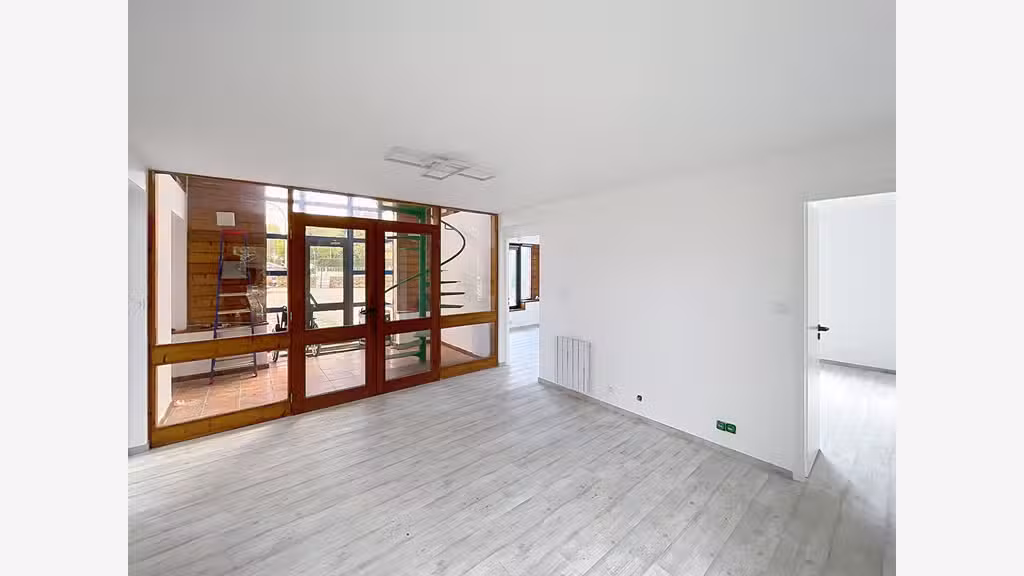 A louer bureaux 7 pièces 140m² à Redon 