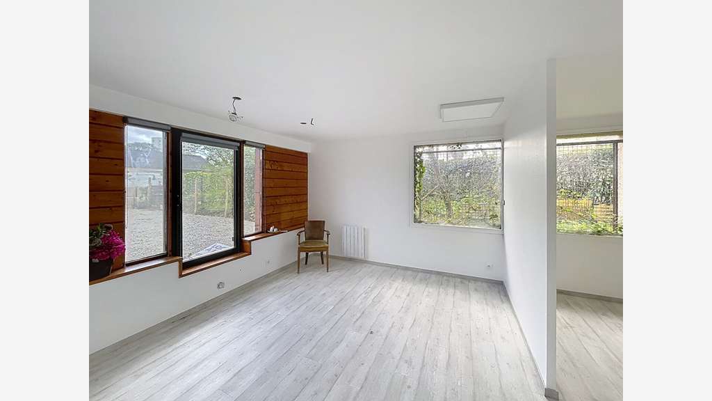 A louer bureaux 7 pièces 140m² à Redon 