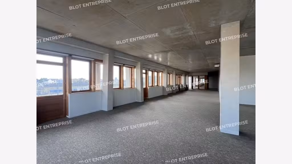 A louer bureaux 825m² à Rennes coeur EuroRennes