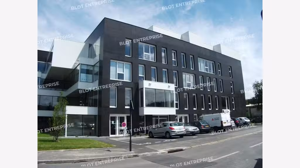 A louer bureaux de 589m² à Rennes Ecopole Sud Est