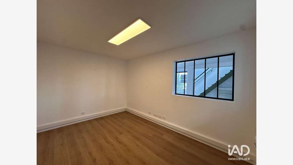 A louer bureaux de 150m² à Rennes Plaine de Baud