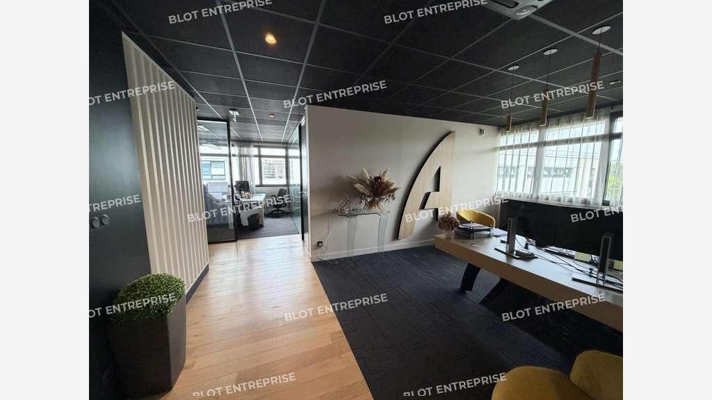 A louer bureaux de 340m² à Rennes