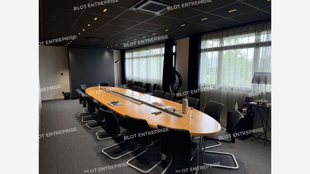 A louer bureaux de 340m² à Rennes