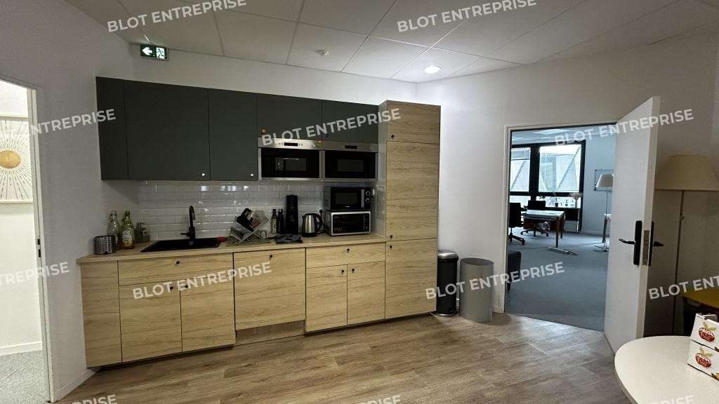 A louer bureaux de 317m² à Rennes Eurorennes
