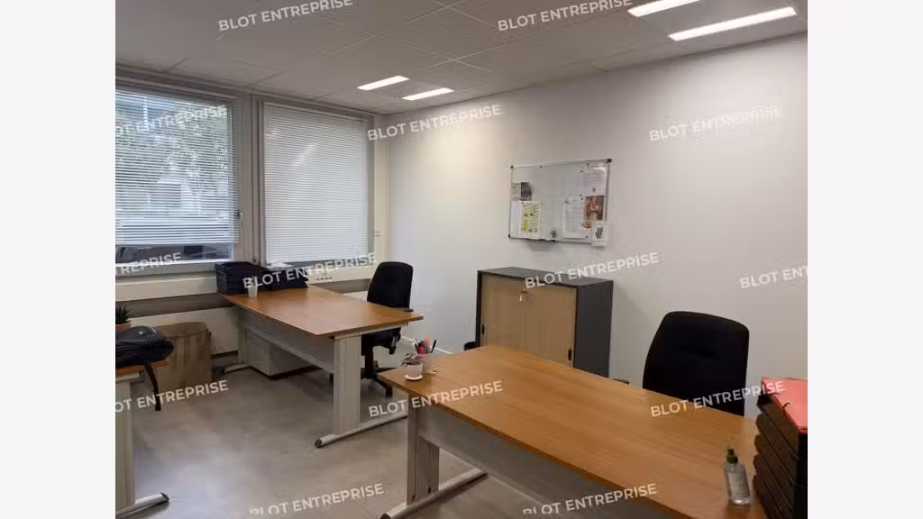 A louer bureaux 186m² Rennes métro Henri Fréville