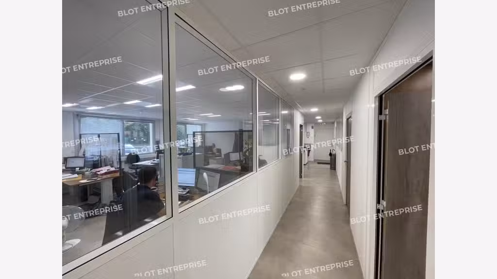 A louer bureaux 186m² Rennes métro Henri Fréville