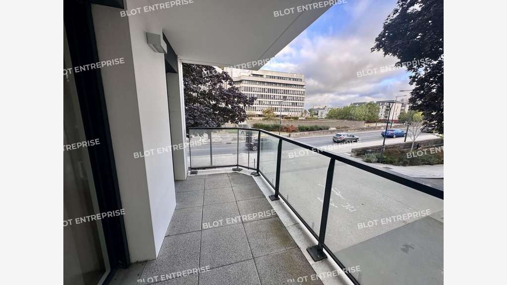 A louer bureaux 62m² à Rennes métro Mabilais