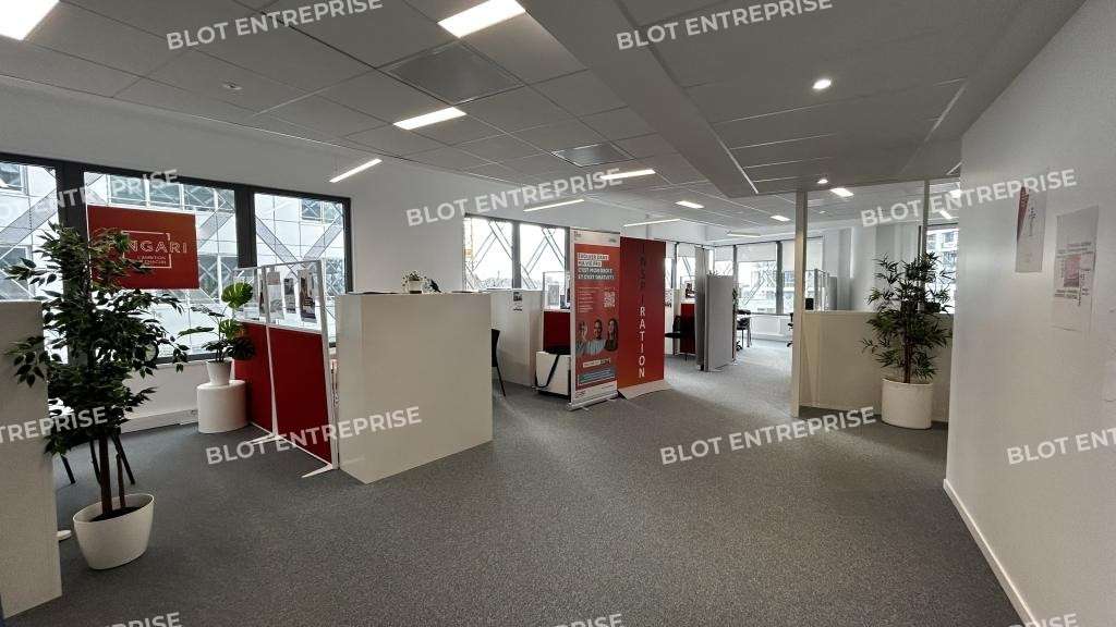 A louer bureaux 343m² R+2 à Rennes gare 