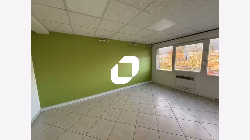 A louer Bureaux 112m² Ris orangis