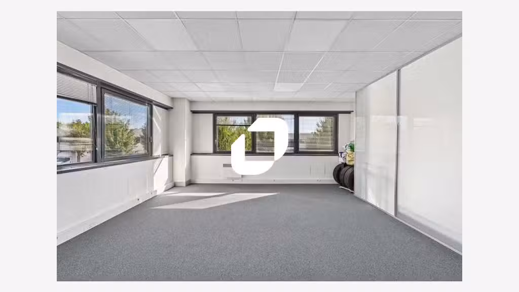A louer Bureaux 270m² Roissy en france