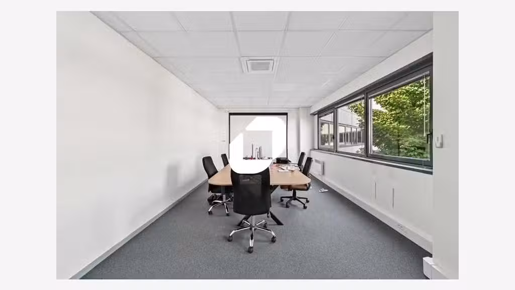A louer Bureaux 270m² Roissy en france