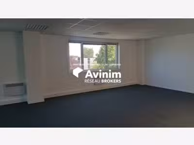 A louer bureaux de 96 à 2000m² à Roncq CIT