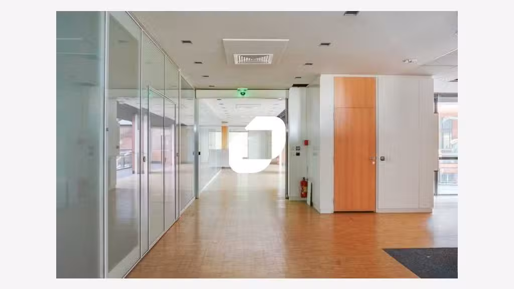 A louer Bureaux 1320m² Rosny sous bois