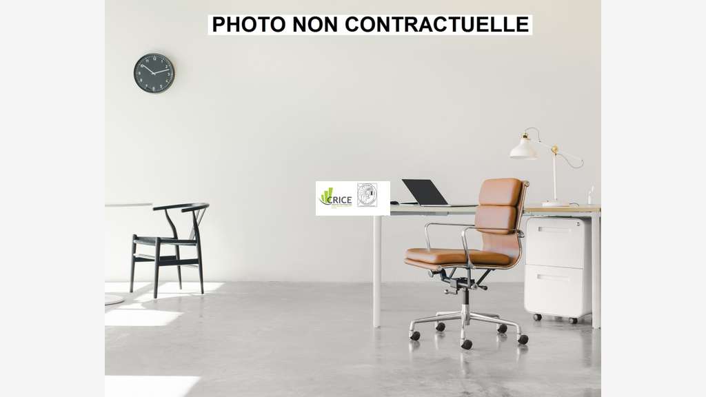 A louer bureaux 12m² à Royan