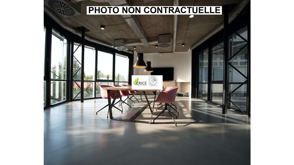 A louer bureaux 12m² à Royan