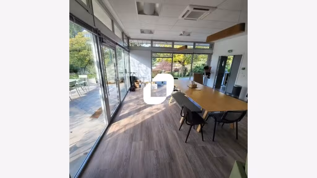 A louer Bureaux 193m² Rueil malmaison