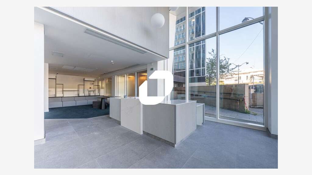 A louer Bureaux 15030m² Rueil malmaison
