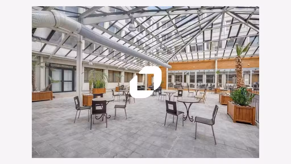 A louer Bureaux 8408m² Rungis