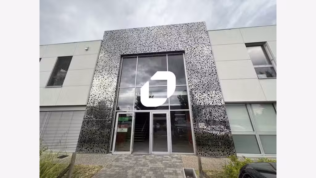 A louer Bureaux 351m² Sainghin en melantois