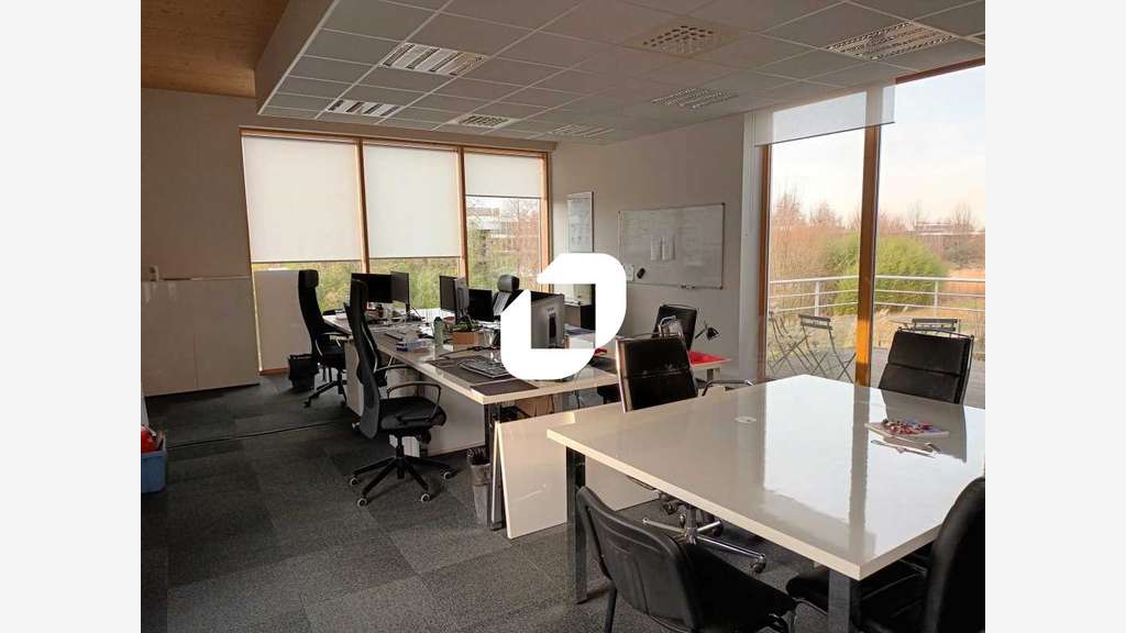 A louer Bureaux 300m² Sainghin en melantois