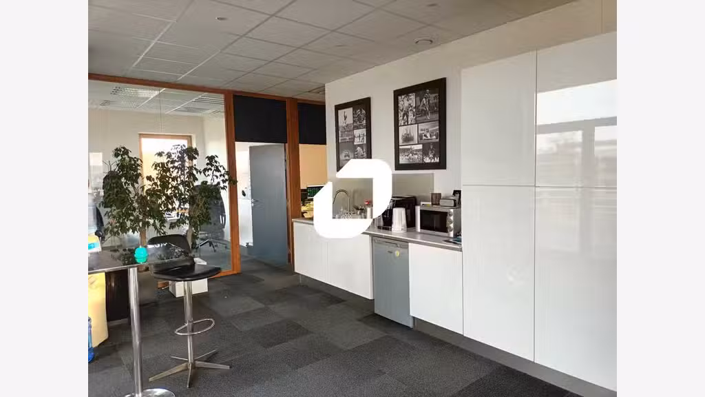 A louer Bureaux 300m² Sainghin en melantois