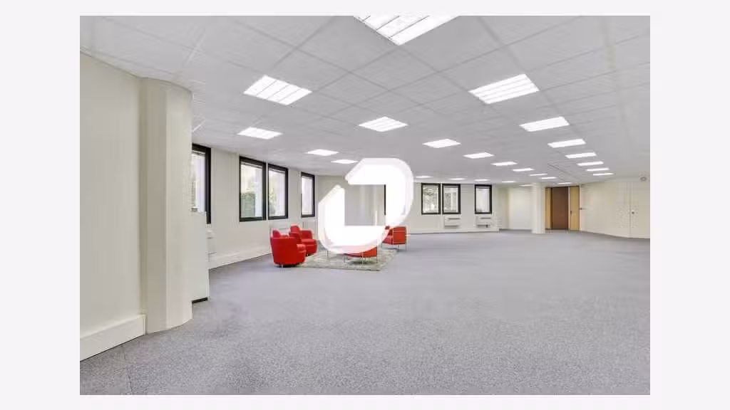 A louer Bureaux 370m² Saint aubin