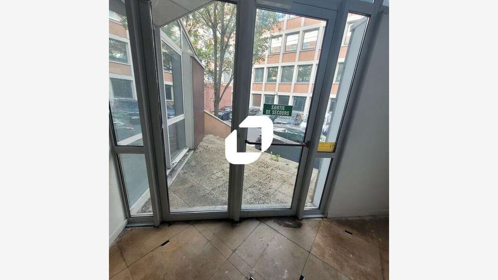 A louer Bureaux 712m² Saint cloud